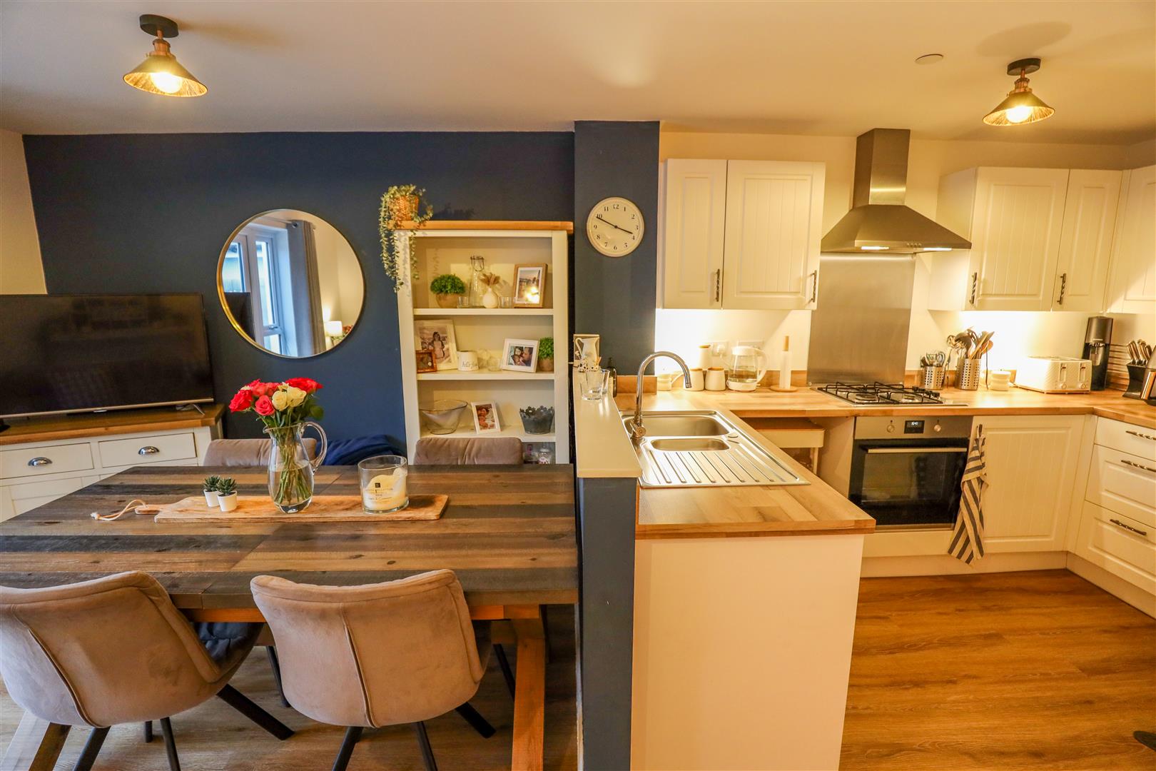 94 Ffordd Y Spitfire, St. Athan, Vale of Glamorgan, CF62 4HN